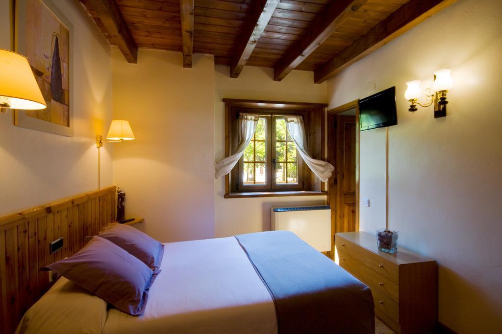 Hotel El Bouquet Pla de l'Ermita Habitación foto